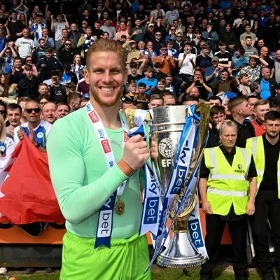 @Amos_40 - Twitter Account Stats