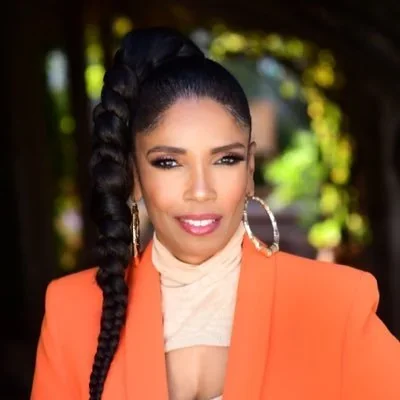 @ArevaMartin - Twitter Account Stats