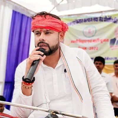 @AshishChhabraCG - Twitter Account Stats