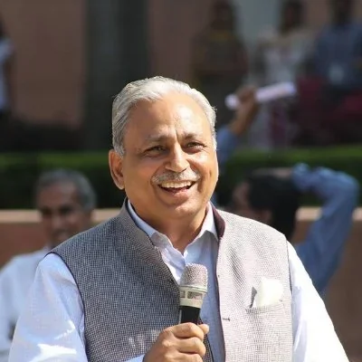 @C_P_Gurnani - Twitter Account Stats