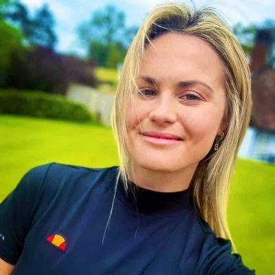 @CarlyBooth92 - Twitter Account Stats