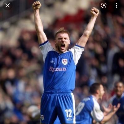 Darren Ward