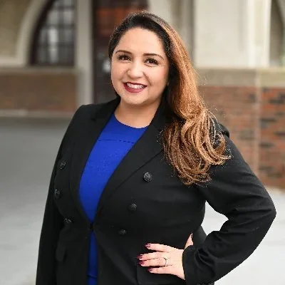 @deliaramirezil - Twitter Account Stats