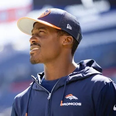 @Dorsett_4 - Twitter Account Stats