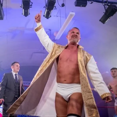 @DougWilliamsUK - Twitter Account Stats