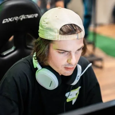 @FaZeScope - Twitter Account Stats