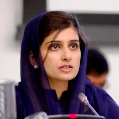 @HinaRKhar - Twitter Account Stats