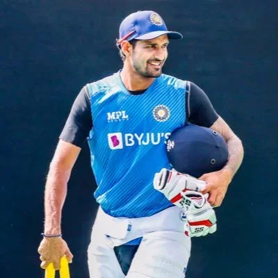 @hoodaonfire - Twitter Account Stats