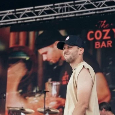 @HueyMack - Twitter Account Stats