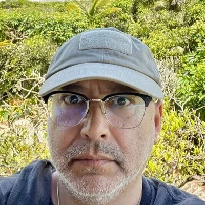 @HugoPortilloPY - Twitter Account Stats