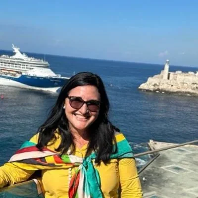 @JohanaTablada - Twitter Account Stats