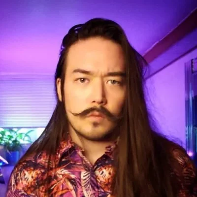 @JustinWhang - Twitter Account Stats