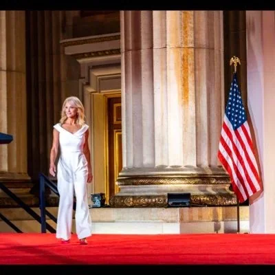 @KellyannePolls - Twitter Account Stats