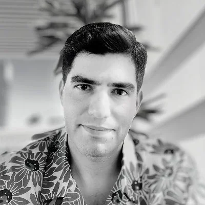 @KhosroKalbasi - Twitter Account Stats