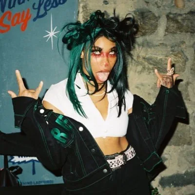 @kieraplease - Twitter Account Stats