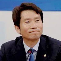 @Lee_InYoung - Twitter Account Stats