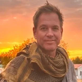 @M_Weatherly - Twitter Account Stats