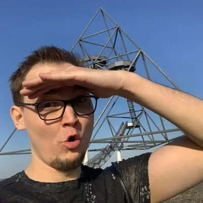 @Moondye7 - Twitter Account Stats