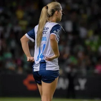 @NaileaVidrio - Twitter Account Stats