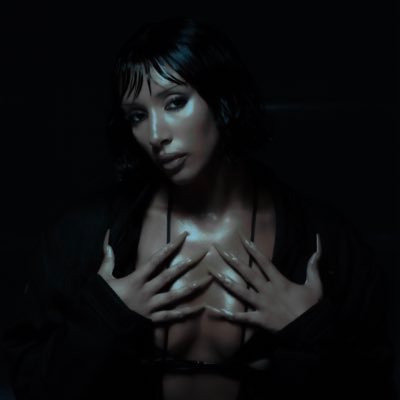 Naomi Sharon