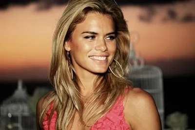 @NicoletteVanDam - Twitter Account Stats