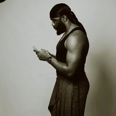 @Praiz8 - Twitter Account Stats