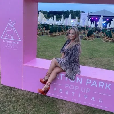 @RebeckahVaughan - Twitter Account Stats