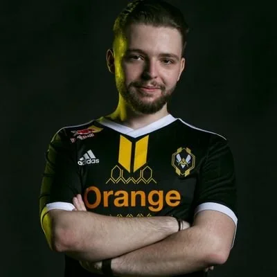 @Robi_ow - Twitter Account Stats