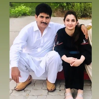 @SaniaaAshiq - Twitter Account Stats