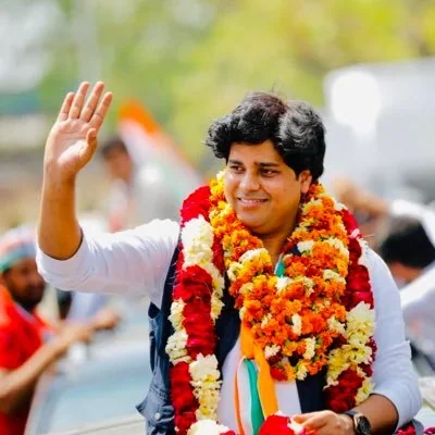 @ShayarImran - Twitter Account Stats