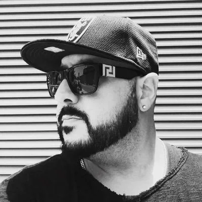 @Smokingroove - Twitter Account Stats