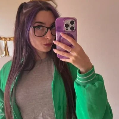 @SrtaLyna - Twitter Account Stats