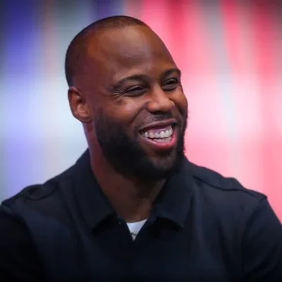 @SweetFeet_White - Twitter Account Stats