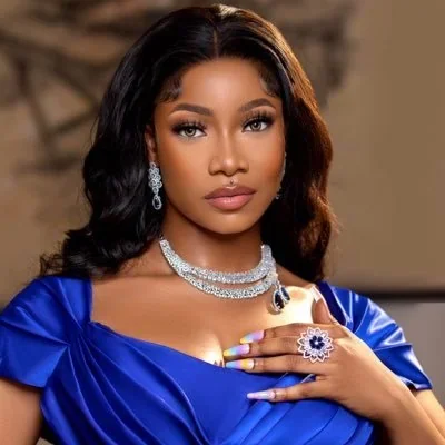 @Symply_Tacha - Twitter Account Stats