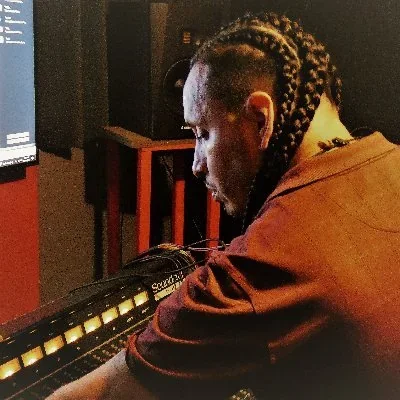 @THEREALESMITTY - Twitter Account Stats