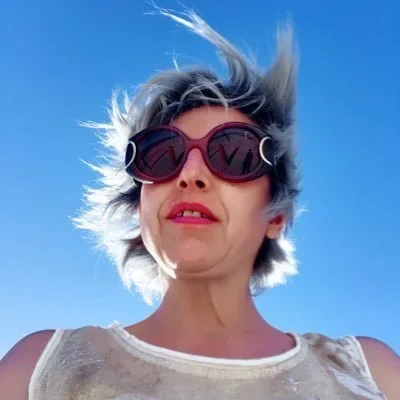 @TapiaFernanda - Twitter Account Stats