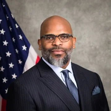 @travisladkins - Twitter Account Stats