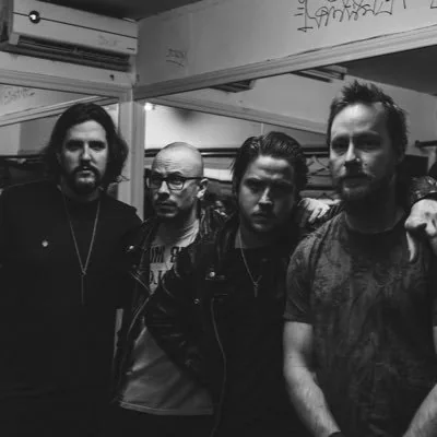 @VINILOVERSUS - Twitter Account Stats