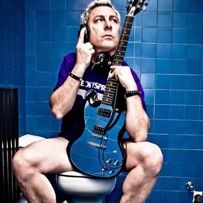 @VIRGINRINGO - Twitter Account Stats