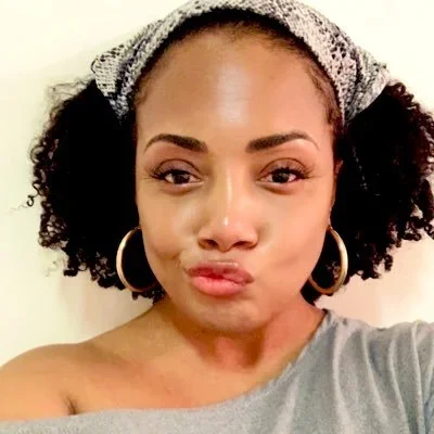 @VanessaVeasley - Twitter Account Stats