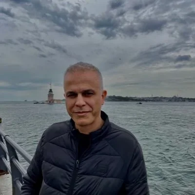 @akkaroguz - Twitter Account Stats