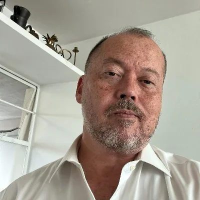 @alexanderchee - Twitter Account Stats