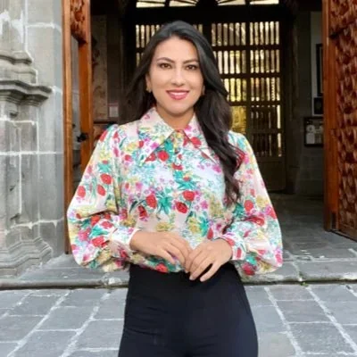 @anniecanizares - Twitter Account Stats