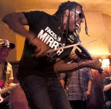 @bt_dmb - Twitter Account Stats