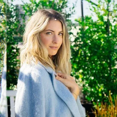 @byEmily - Twitter Account Stats