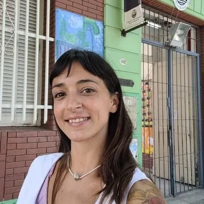 @carobrandariz - Twitter Account Stats