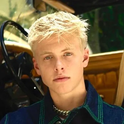 @carsonlueders - Twitter Account Stats