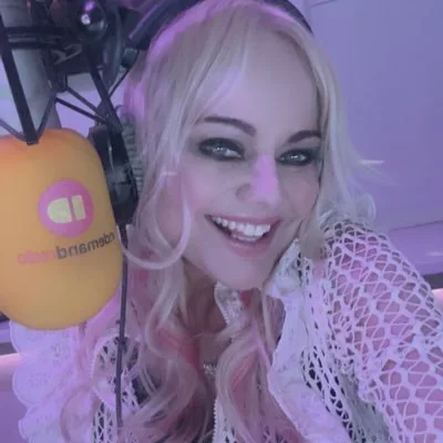 @clairesimmo - Twitter Account Stats
