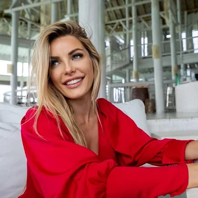 @crystalhefner - Twitter Account Stats