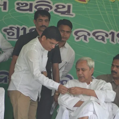 @debesh_bjd - Twitter Account Stats